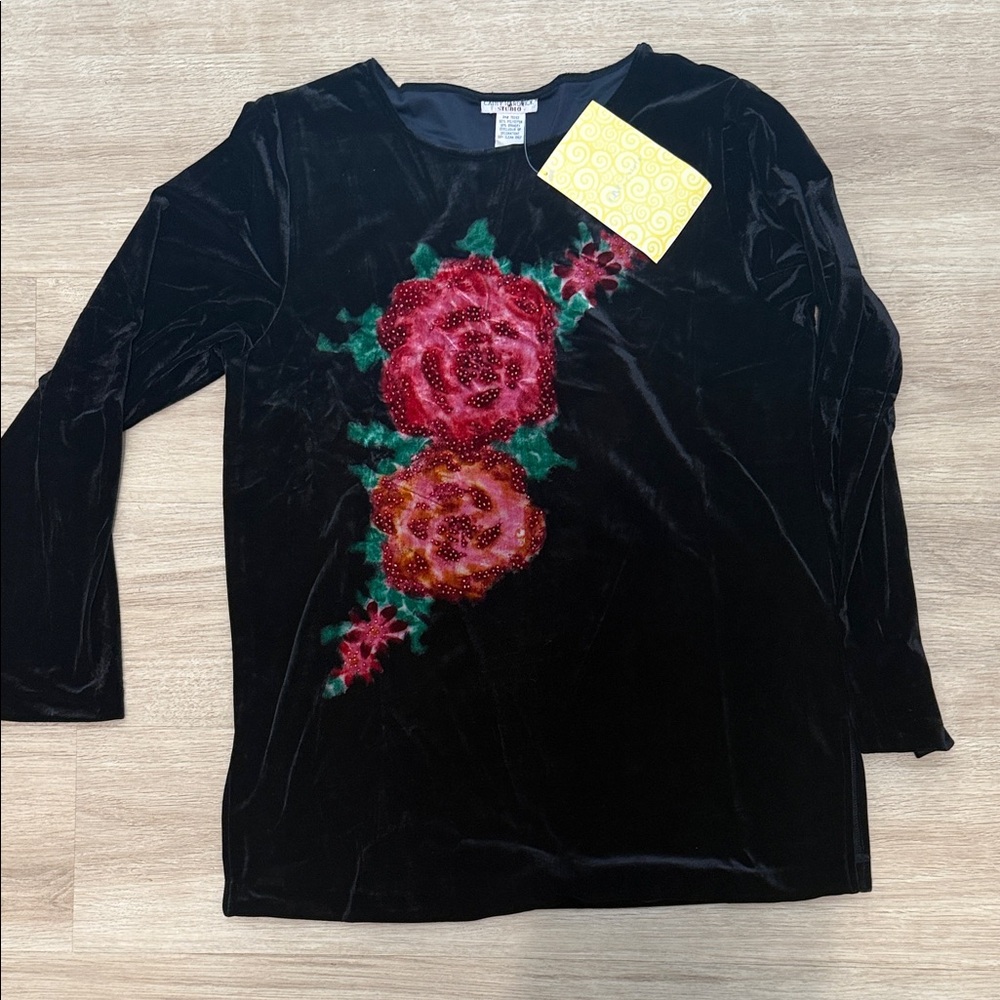 Vintage Floral Velvet Black Top